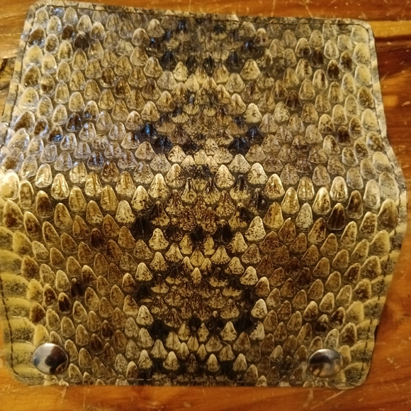 New Retired Sundance Genuine Diamondback Snakeskin Wallet "DIAMOND BACK" - Picture 6 of 7